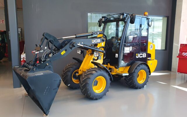 hoftrac-radlader-jcb-403-plus-1