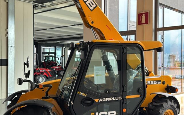 jcb-5260-agriplus-t5-3